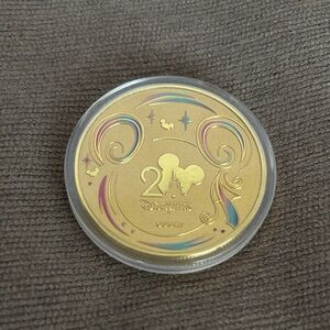 Hong Kong Disneyland 20th Anniversary Commemorative Coin Medal